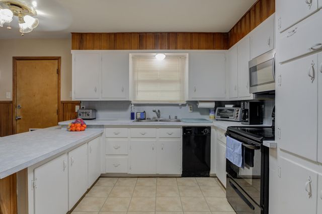 5005 14th Street, Lubbock, TX 79416