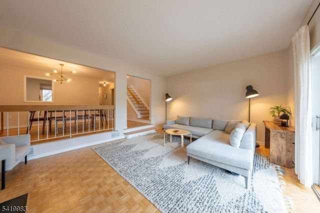 38 Keats Way, Morris Twp., NJ 07960