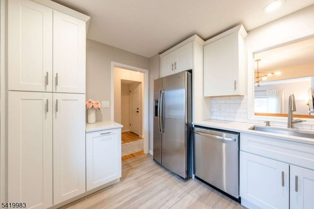 38 Keats Way, Morris Twp., NJ 07960