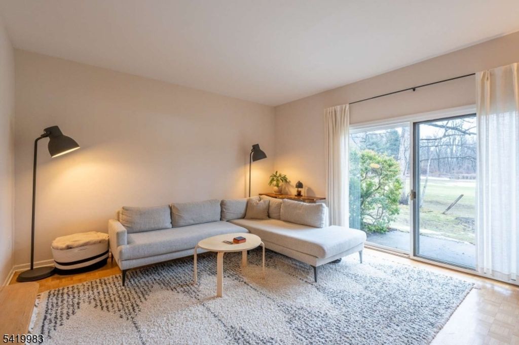 38 Keats Way, Morris Twp., NJ 07960