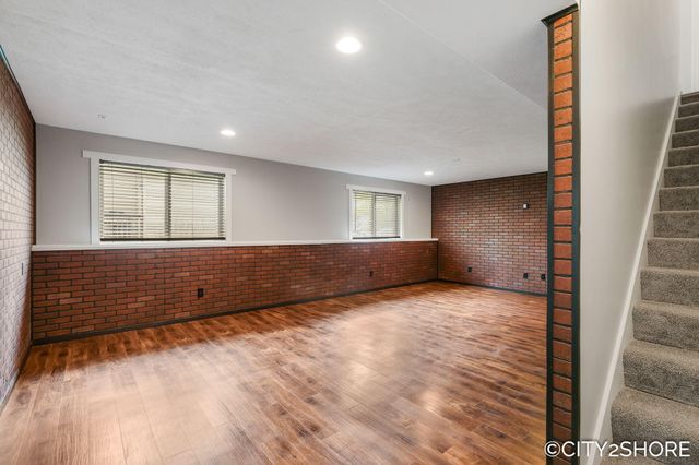 5317 Rischow Drive SW, Wyoming, MI 49509