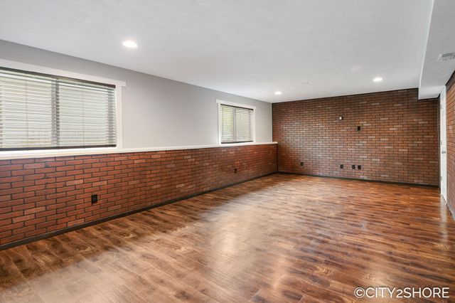 5317 Rischow Drive SW, Wyoming, MI 49509