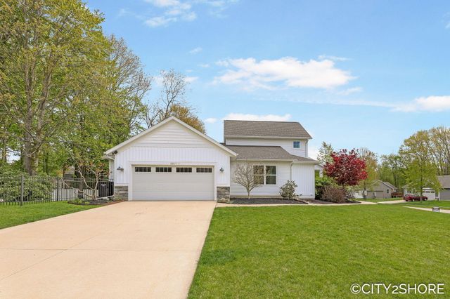 5317 Rischow Drive SW, Wyoming, MI 49509