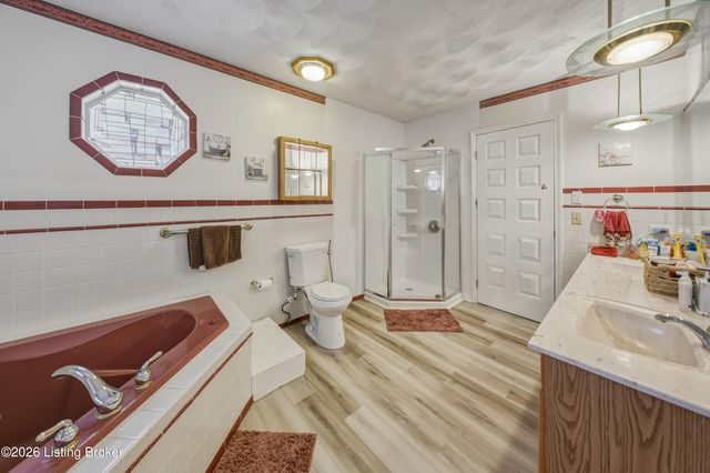 7607 Cane Run Rd, Louisville, KY 40258