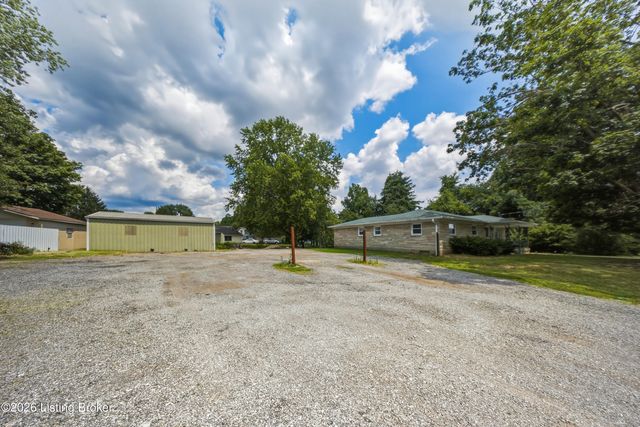 7607 Cane Run Rd, Louisville, KY 40258