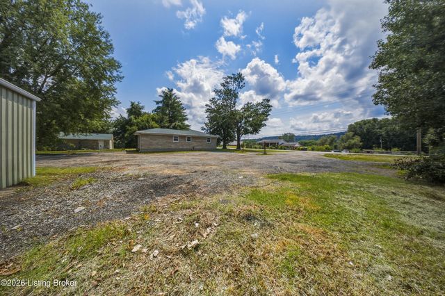 7607 Cane Run Rd, Louisville, KY 40258