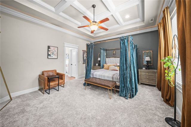 1615 NE Chapel Hill Drive, Bentonville, AR 72712
