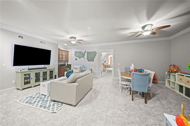 1615 NE Chapel Hill Drive, Bentonville, AR 72712