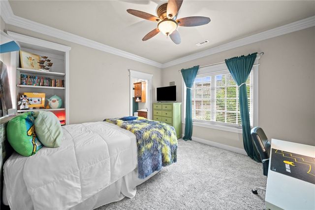 1615 NE Chapel Hill Drive, Bentonville, AR 72712