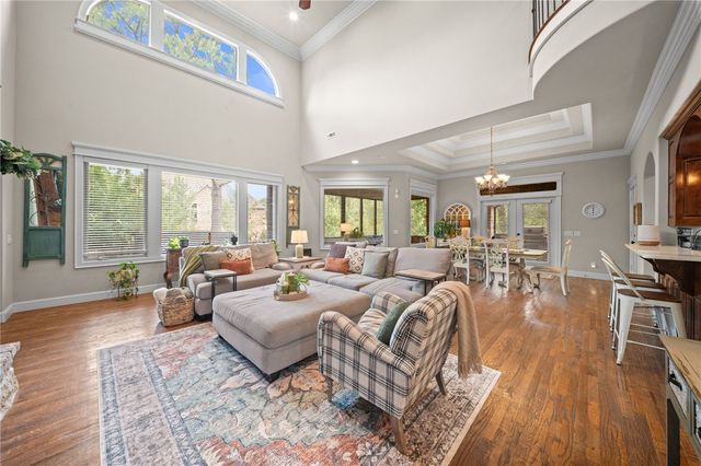 1615 NE Chapel Hill Drive, Bentonville, AR 72712
