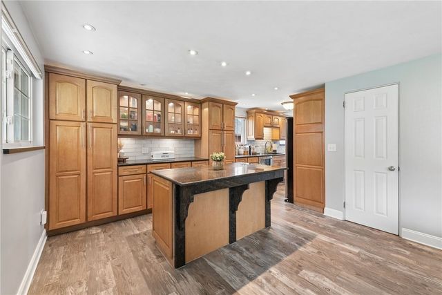 5667 Janet Dr, Bethel Park, PA 15236