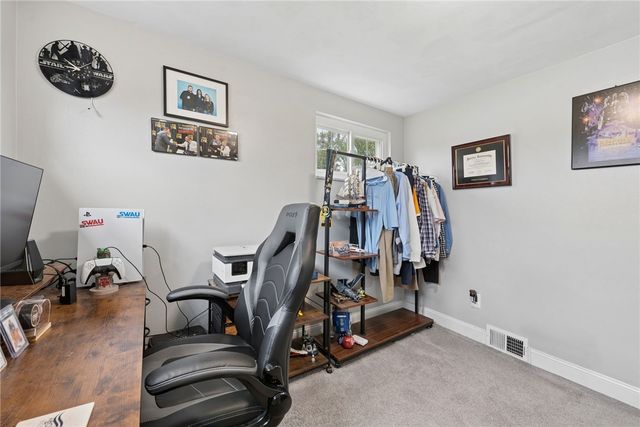 5667 Janet Dr, Bethel Park, PA 15236