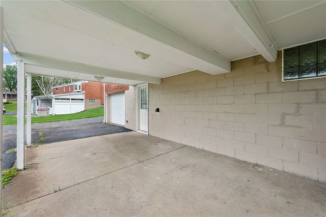 5667 Janet Dr, Bethel Park, PA 15236