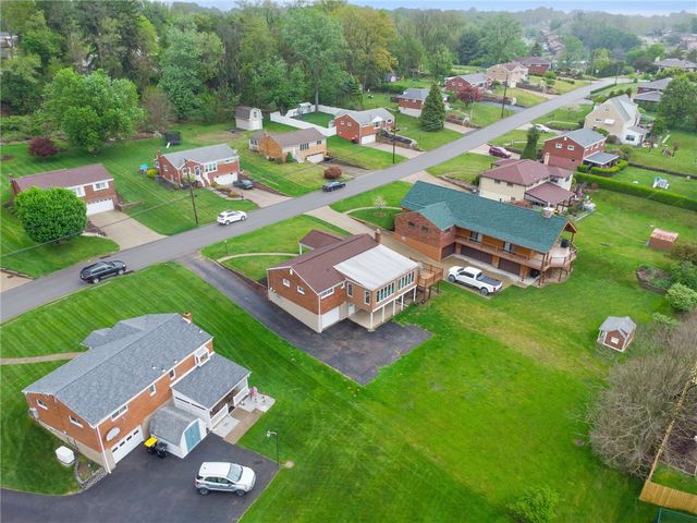 5667 Janet Dr, Bethel Park, PA 15236