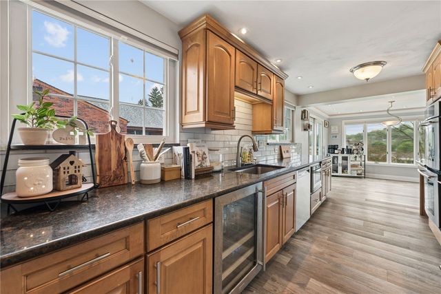 5667 Janet Dr, Bethel Park, PA 15236