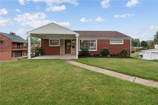 5667 Janet Dr, Bethel Park, PA 15236