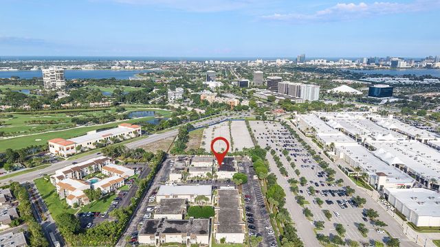 1500 N Congress Avenue N C19, West Palm Beach, FL 33401