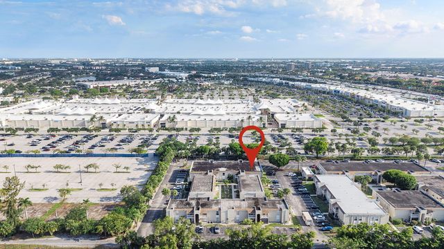 1500 N Congress Avenue N C19, West Palm Beach, FL 33401