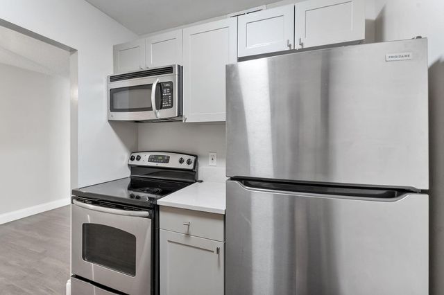 1500 N Congress Avenue N C19, West Palm Beach, FL 33401