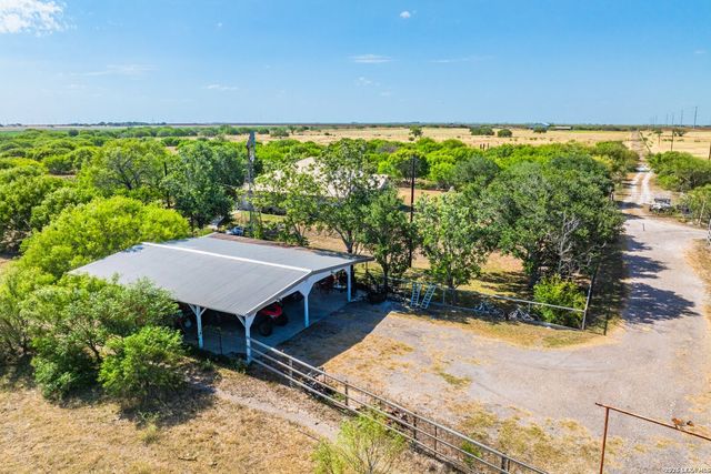 8579 County Road 1839, Sinton, TX 78387