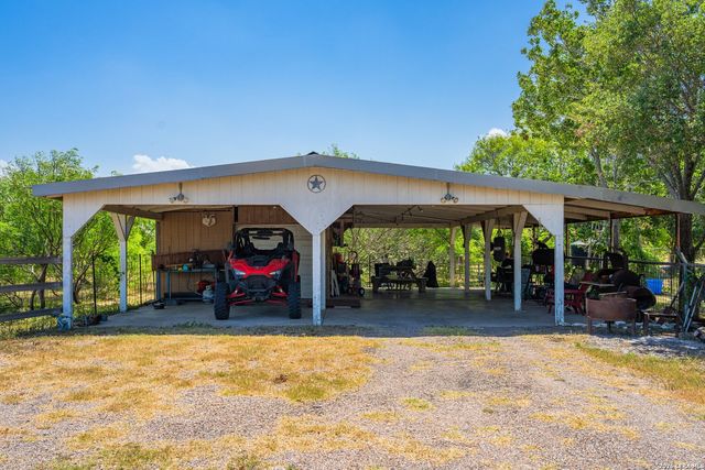 8579 County Road 1839, Sinton, TX 78387