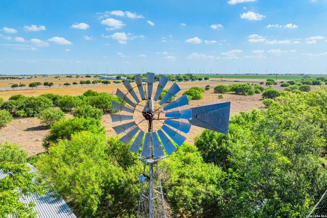 8579 County Road 1839, Sinton, TX 78387