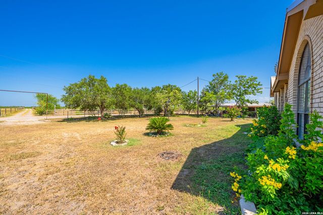 8579 County Road 1839, Sinton, TX 78387