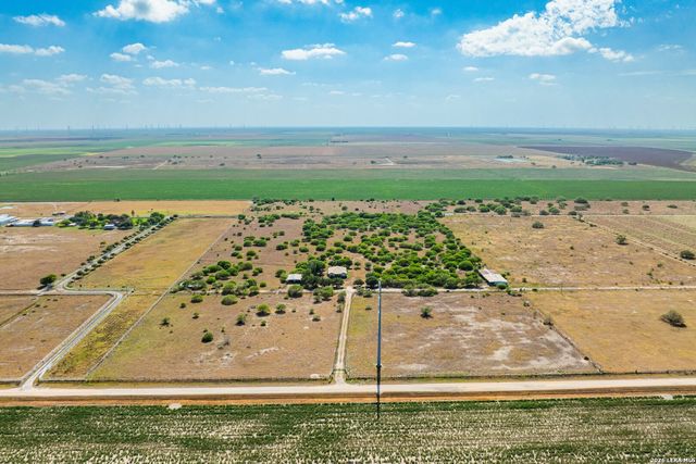 8579 County Road 1839, Sinton, TX 78387