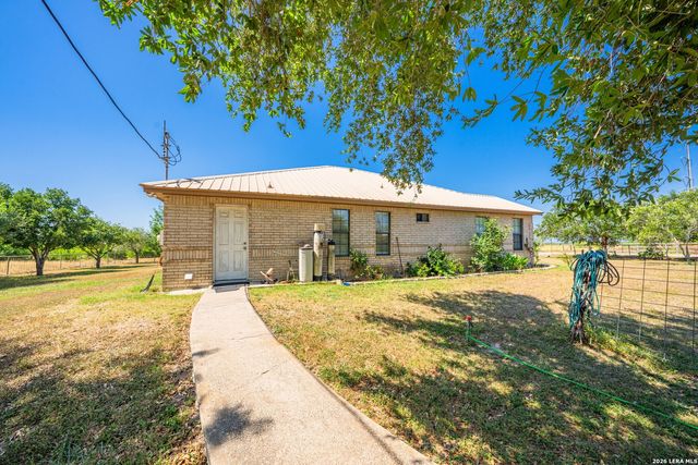 8579 County Road 1839, Sinton, TX 78387