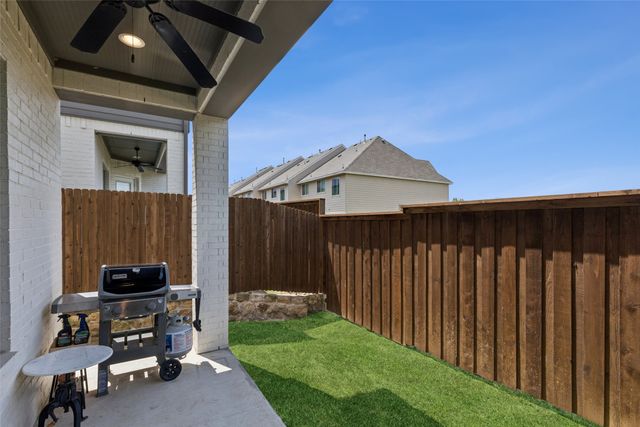 6306 Oakbend Circle, Fort Worth, TX 76132