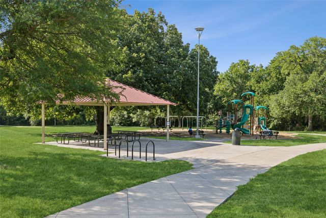 6306 Oakbend Circle, Fort Worth, TX 76132