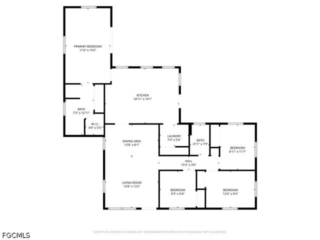 915 Hibiscus LN, North Fort Myers, FL 33903