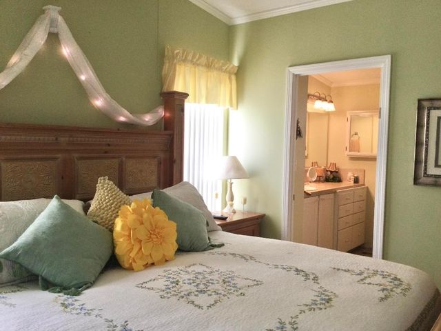 11 SE Hidalgo Lane, Port St. Lucie, Port St Lucie, FL 34952