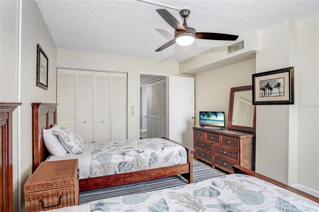 6104 PALMA DEL MAR BOULEVARD S 302, St Petersburg, FL 33715