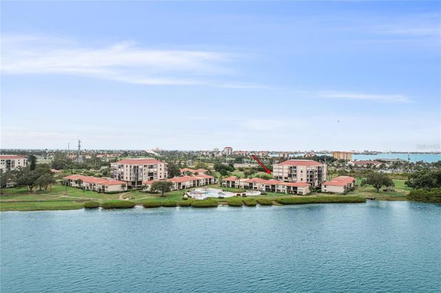 6104 PALMA DEL MAR BOULEVARD S 302, St Petersburg, FL 33715