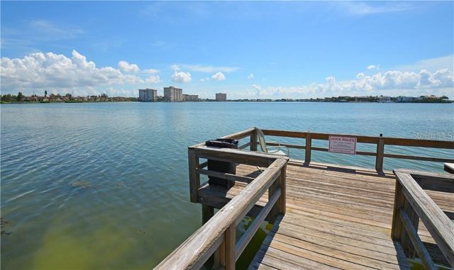 6104 PALMA DEL MAR BOULEVARD S 302, St Petersburg, FL 33715