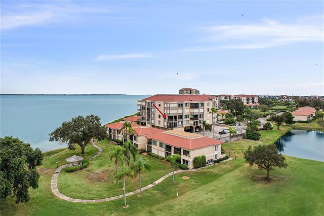 6104 PALMA DEL MAR BOULEVARD S 302, St Petersburg, FL 33715