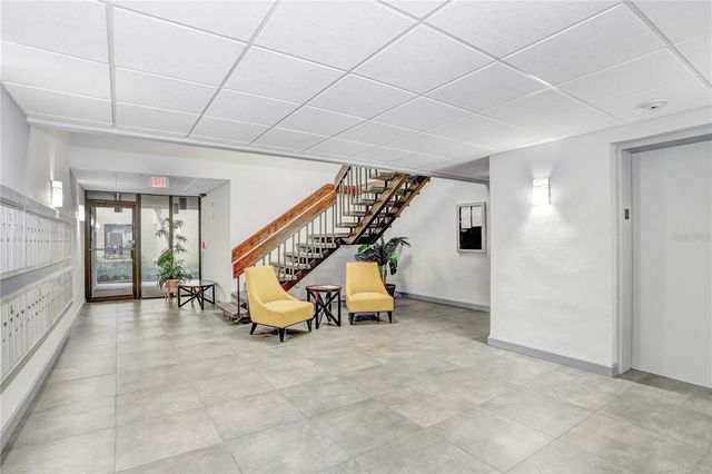 6104 PALMA DEL MAR BOULEVARD S 302, St Petersburg, FL 33715