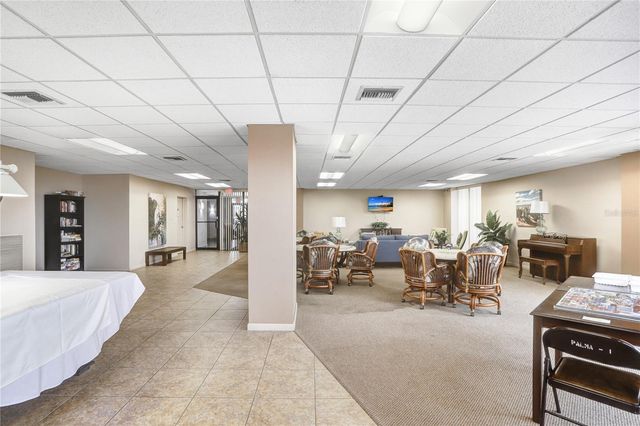 6104 PALMA DEL MAR BOULEVARD S 302, St Petersburg, FL 33715