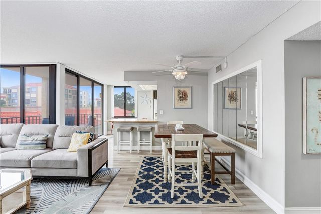 6104 PALMA DEL MAR BOULEVARD S 302, St Petersburg, FL 33715