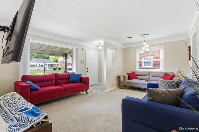 397 Longfellow Street, Inkster, MI 48141