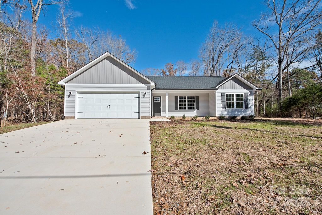 872 Roxboro Drive, Mount Gilead, NC 28025