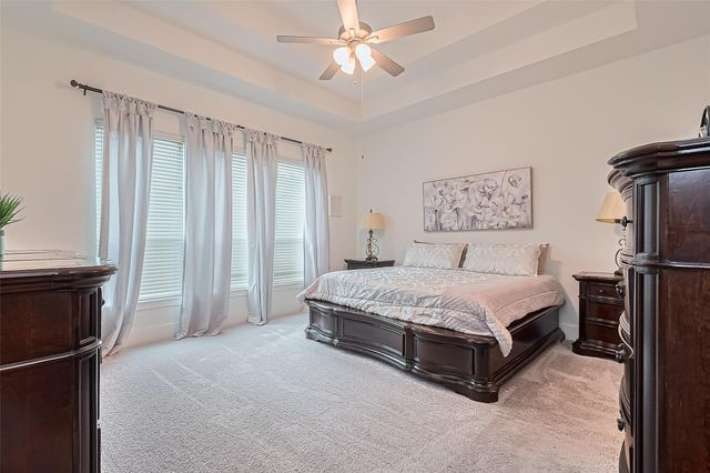 9014 Meadow Bridge Drive, Missouri City, TX 77459