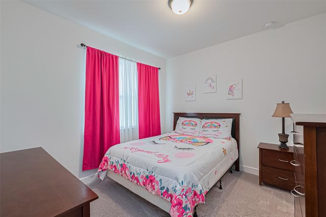 9014 Meadow Bridge Drive, Missouri City, TX 77459