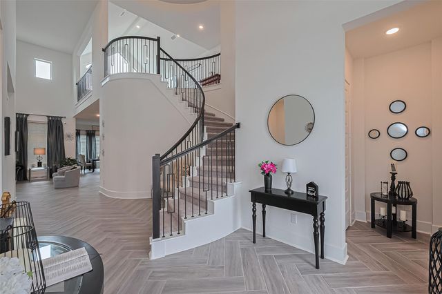 9014 Meadow Bridge Drive, Missouri City, TX 77459