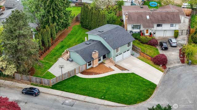 14013 113th Avenue NE, Kirkland, WA 98034