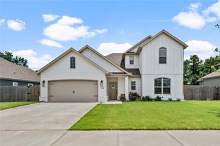 108 Dobson Street, Pea Ridge, AR 72751