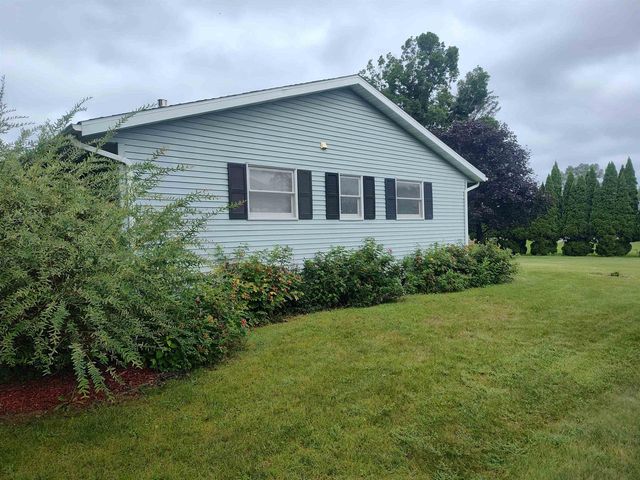 901 E Bluff St Street, Boscobel, WI 53805