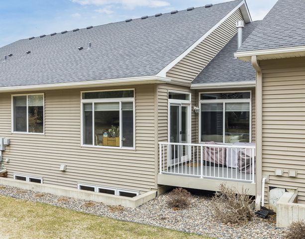 20596 Kearney Path, Lakeville, MN 55044