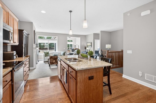 20596 Kearney Path, Lakeville, MN 55044